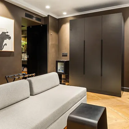 Nikiou Luxury Hotel 4*